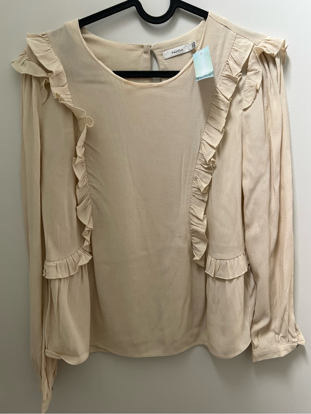Aritzia Talula Cream Ruffle-Trim Long Sleeve Blouse